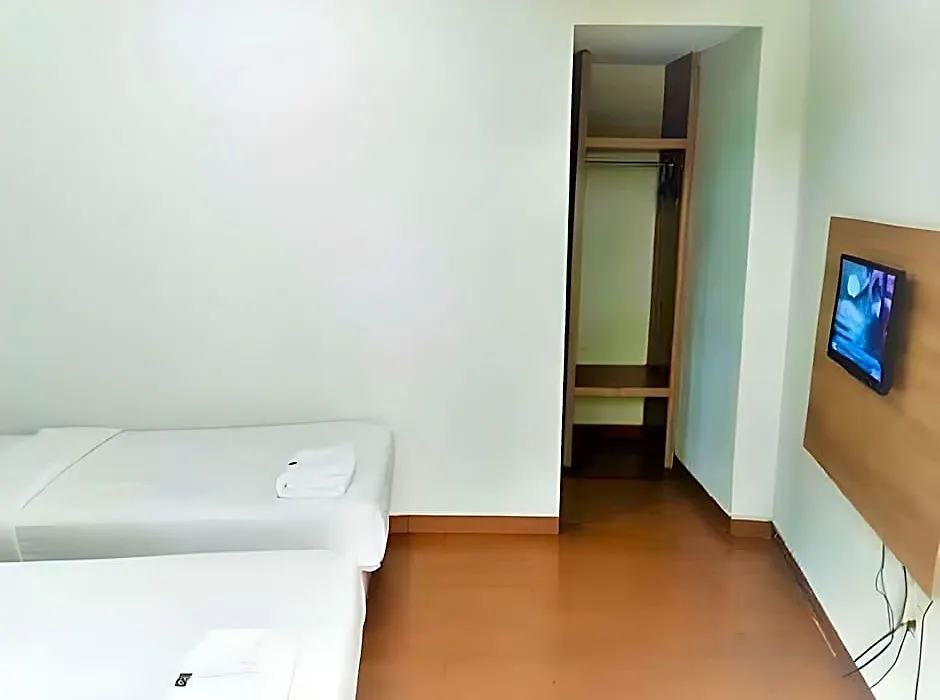 Legreen Suite Setiabudi-1